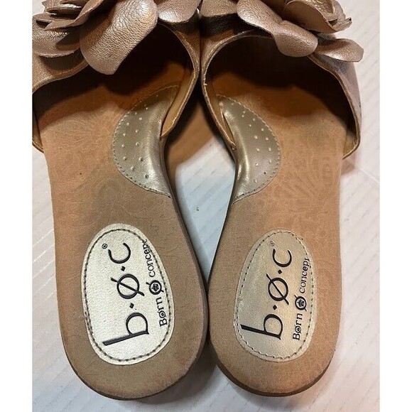 B.O.C. Tropicalcore Beachy Beige Leather Flower 1.5"  Wedge Slide Sandals Sz 8 - Picture 3 of 5